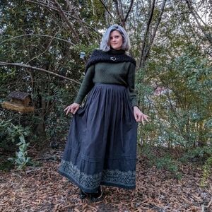 Voriagh Mivilud" embroidered maxi skirt black